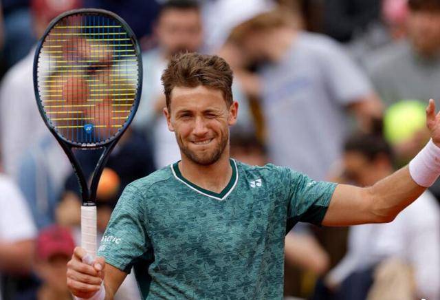 爱游戏官网-纳达尔在快船比赛中惊险取胜，势不可挡引发热议！的简单介绍-爱游戏官网